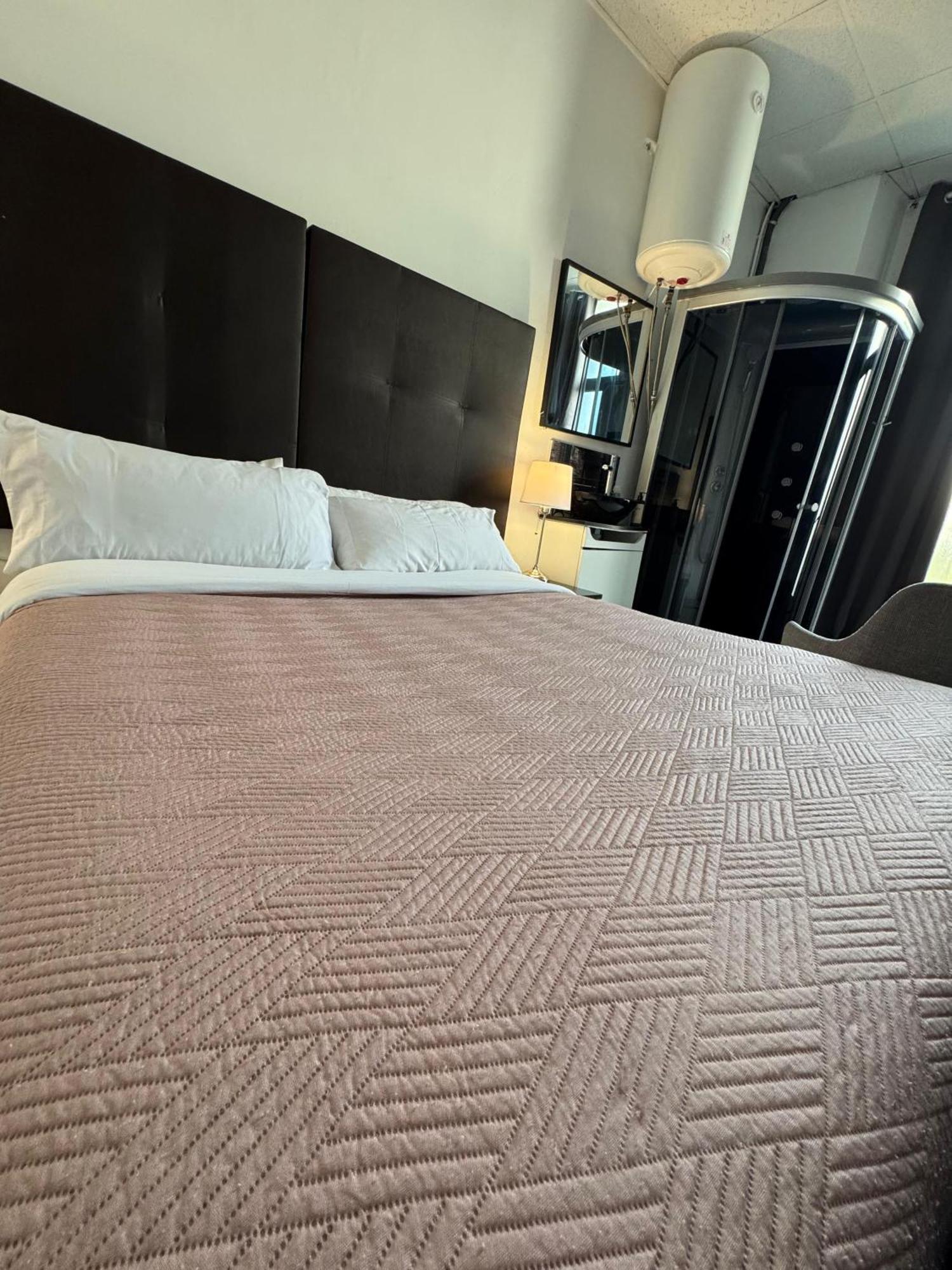 Opera Lux Otel Madrid Dış mekan fotoğraf